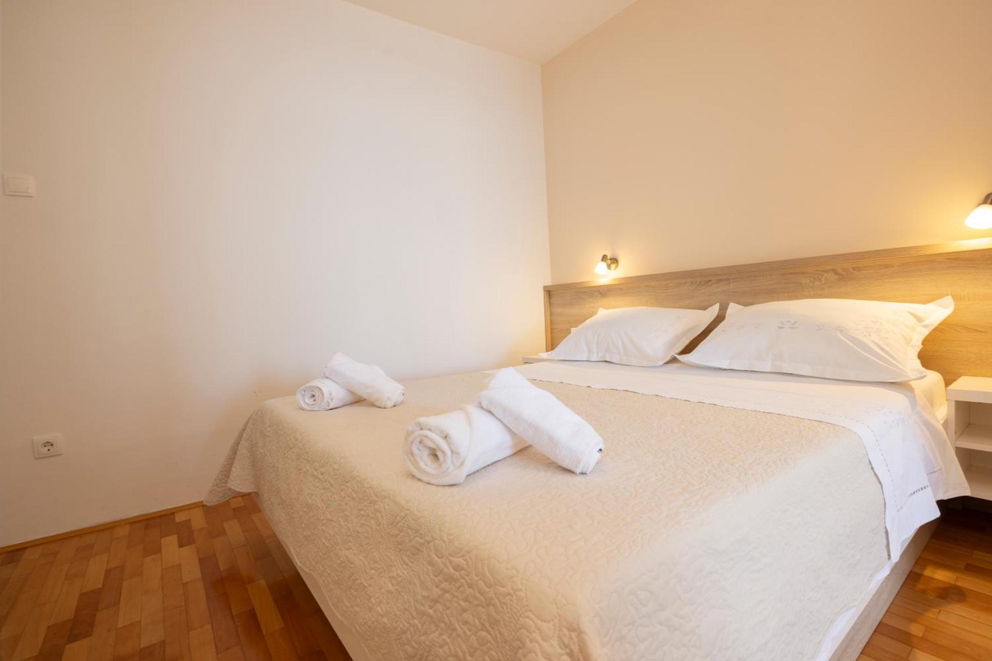 Apartmans Lale 브렐라 외부 사진
